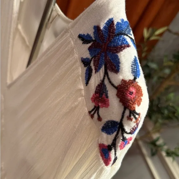 Free People Ivory Embroidered Boho Peasant Blouse XS‎ - Picture 5 of 8